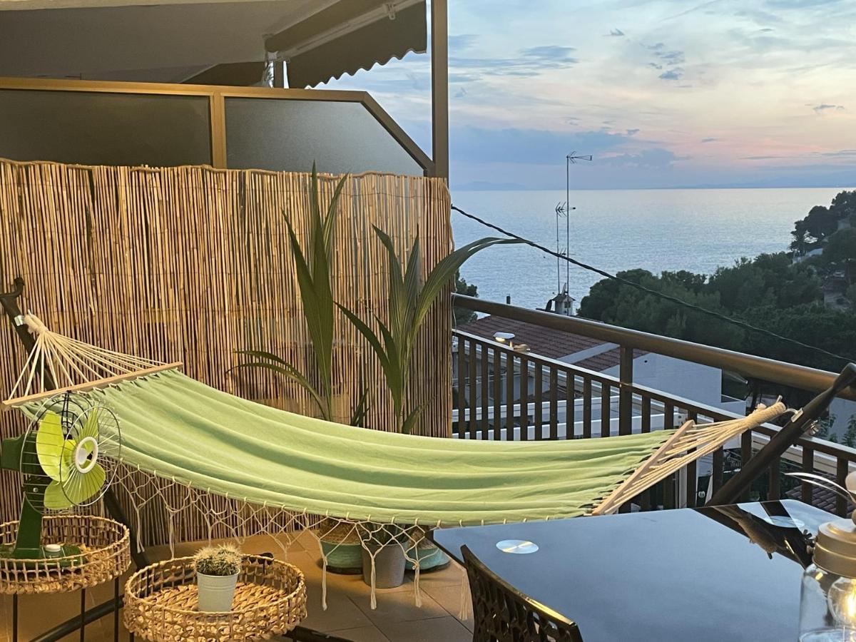 Beach Front Retro Hideaway In Σαλού Εξωτερικό φωτογραφία