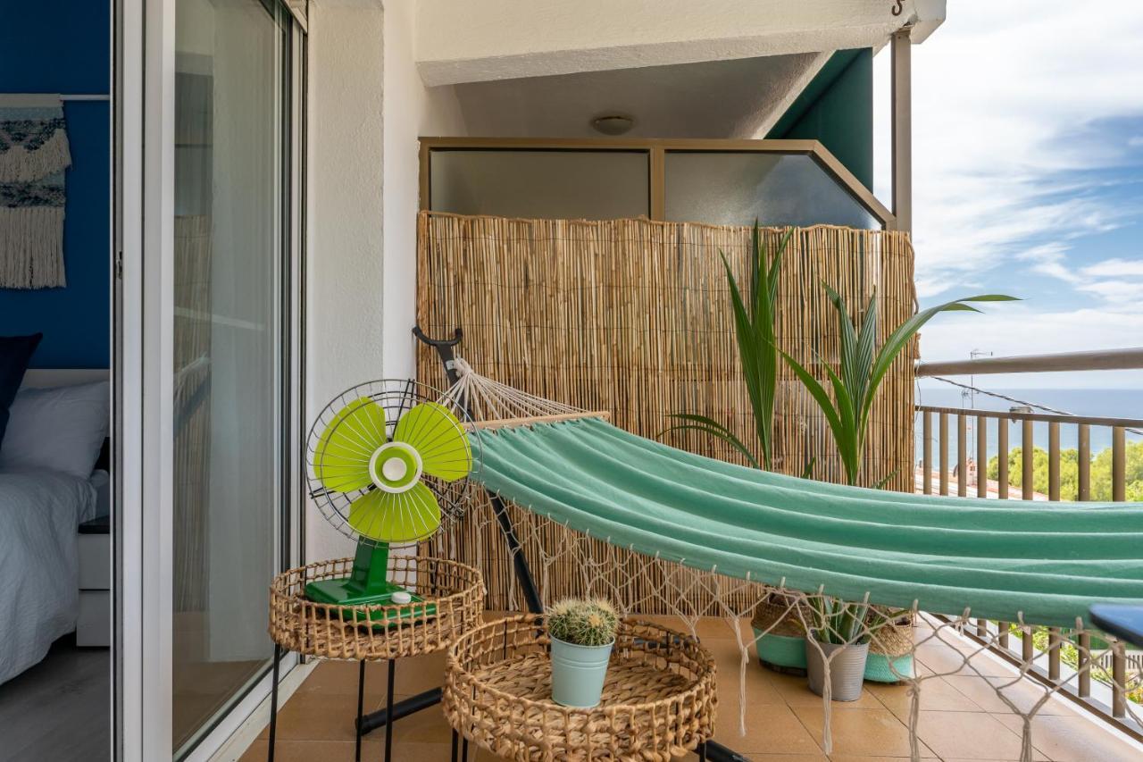 Beach Front Retro Hideaway In Σαλού Εξωτερικό φωτογραφία