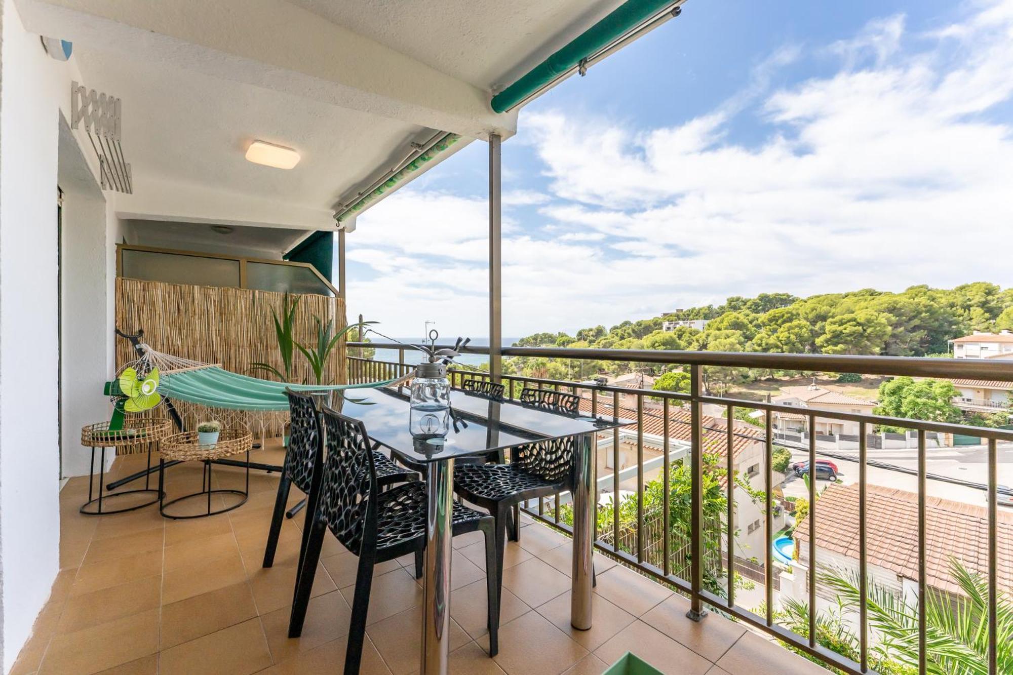 Beach Front Retro Hideaway In Σαλού Εξωτερικό φωτογραφία