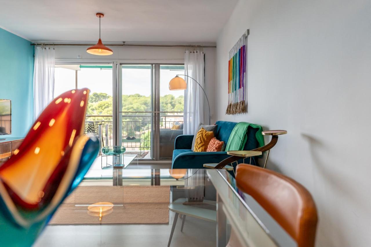 Beach Front Retro Hideaway In Σαλού Εξωτερικό φωτογραφία